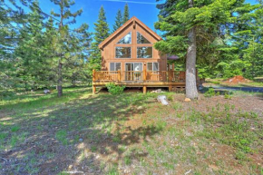 Bright Klamath Falls Cabin with Deck and Mtn Views!